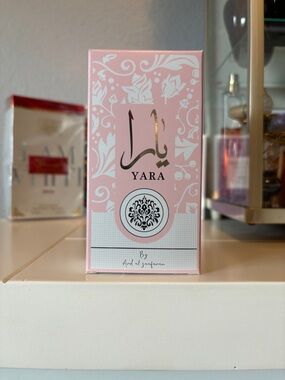 YARA Pink Floral Perfume Box